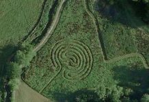 Vòng tròn bí ẩn xuất hiện ở Anh