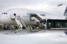 Airbus ra mắt máy bay lớn nhất thế giới