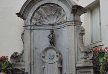 Bạn biết gì về Manneken Pis – chú bé đứng tè ở Bỉ Bạn biết gì về Manneken Pis - chú bé đứng tè ở Bỉ