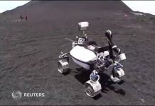 Robot Mặt Trăng lăn bánh thử nghiệm trên sườn núi lửa