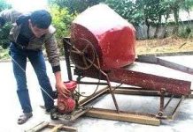 Máy tuốt lúa cải tiến di chuyển trên mọi địa hình