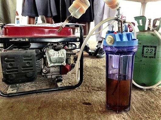 Phát minh kỳ quặc từ phân và nước tiểu tự cổ chí kim