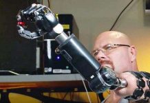 Cánh tay giả điều khiển bằng suy nghĩ tiên tiến nhất thế giới