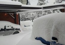 Hàng loạt ô tô biến mất vì hiện tượng kỷ lục ở thành phố Mỹ