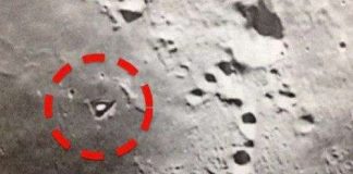 Cấu trúc tam giác giống căn cứ người ngoài hành tinh trên Mặt Trăng