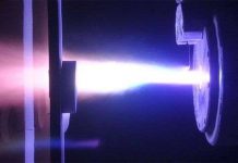 Lớp phủ phân tử nano giúp tăng độ bền của động cơ máy bay