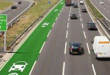 Anh thử nghiệm đường tự sạc cho ô tô điện đang chạy