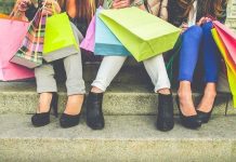 Mua sắm là "phương thuốc" giúp xoa dịu đi nỗi buồn?