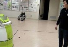 Nhật Bản chế tạo robot tự hành thay thế xe đẩy y tế