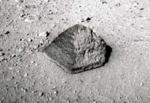 Lần đầu tiên mổ xẻ “kim tự tháp” trên sao Hỏa