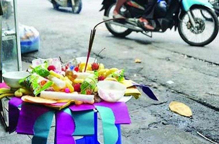 Khám phá những phong tục truyền thống trong ngày Rằm tháng 7 ở phương Đông