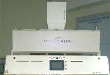 Tách chọn hạt nông sản bằng công nghệ tự động Tách chọn hạt nông sản bằng công nghệ tự động