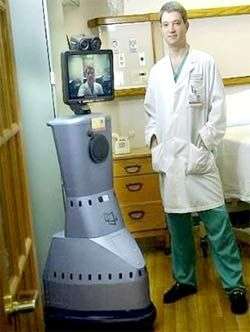 Robot giúp bác sĩ sát cánh cùng bệnh nhân