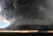 Giông lốc là gì? Giông lốc được hình thành như thế nào?