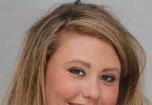 Người đẹp ngủ suốt 2 tháng vì bệnh lạ