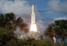 Pháp phóng vệ tinh viễn thông cho Ấn Độ và Qatar