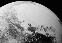 Có một đại dương ẩn trên sao Diêm vương? Có một đại dương ẩn trên sao Diêm vương?