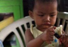 Bé gái có 14 ngón chân