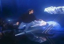 Giải mã màn trình diễn bay bí ẩn của David Corpperfield