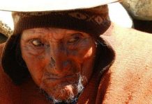 Lộ danh tính người đàn ông già nhất thế giới