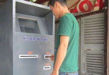 Máy thu học phí tự động