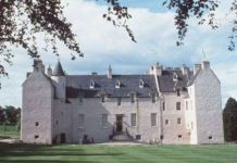 Phát hiện bí mật trong lâu đài thời Trung cổ