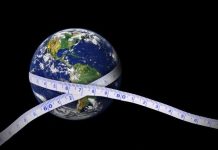 Vì sao nếu đường kính Trái Đất tăng lên 50%, chúng ta sẽ không thể bay ra ngoài vũ trụ?