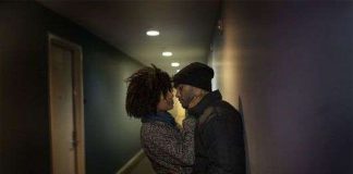 Người hay thức khuya thích tình một đêm?