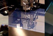 Đã có loại màn hình điện thoại tự sạc pin khi bạn dùng dưới nắng