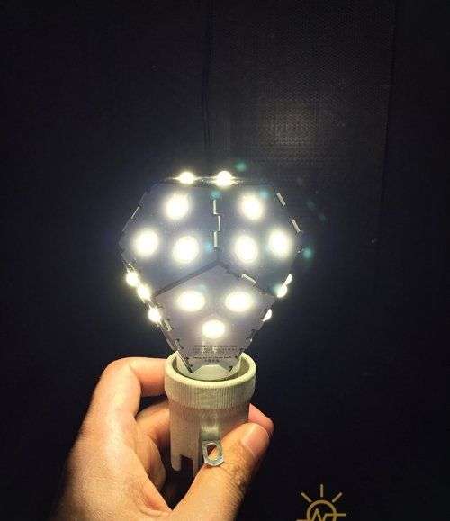 Bóng đèn mới tiết kiệm điện tới 80% so với đèn LED, ổ nào cũng cắm được
