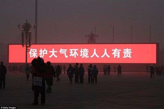 Ô nhiễm không khí, Trung Quốc chiếu cảnh mặt trời mọc trên màn hình LED