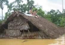 Ứng cứu khẩn cấp vùng dân cư bị cô lập sau lũ