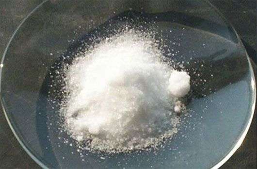 Phát minh kỳ quặc từ phân và nước tiểu tự cổ chí kim