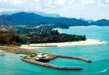 Ghé thăm hòn đảo xinh đẹp mang tên "chúa tể bầu trời"