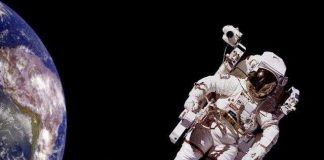 Điều gì xảy ra khi một người chết trong vũ trụ?