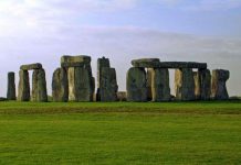 Lời giải cho những bí ẩn của bãi đá cổ Stonehenge