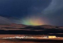 Cầu vồng hiếm bất ngờ xuất hiện trên sa mạc