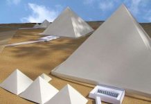 Phát hiện gây sốc về màu thực sự của kim tự tháp