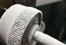 Có nên dùng bánh răng bằng thủy tinh kim loại trong các nhiệm vụ không gian?