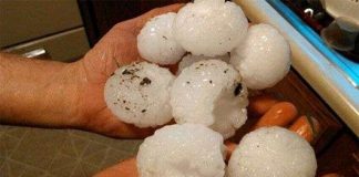 Hạt mưa đá to bằng quả bóng chày