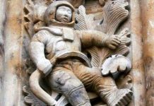 Bí ẩn hình chạm khắc phi hành gia tại nhà thờ Tây Ban Nha 300 tuổi Bí ẩn hình chạm khắc phi hành gia tại nhà thờ Tây Ban Nha 300 tuổi