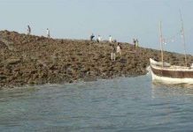 Đảo động đất ở Pakistan sắp biến mất Đảo động đất ở Pakistan sắp biến mất