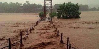 Miền Bắc mưa dông diện rộng, xuất hiện lũ trên các sông