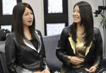 Robot siêu mẫu cho lễ Tình nhân