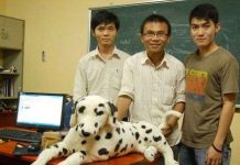 Chó robot thông minh của sinh viên VN Chó robot thông minh của sinh viên VN