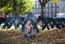 Phát minh quần jean giúp làm sạch không khí