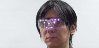 Kính chống phần mềm nhận dạng khuôn mặt