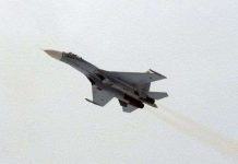 Phi cơ siêu thanh đưa vệ tinh lên vũ trụ