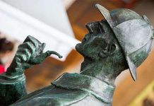 Tư duy theo kiểu Sherlock Holmes