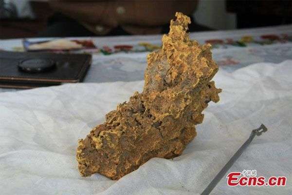 Phát hiện quặng vàng nặng gần 8kg ở Trung Quốc